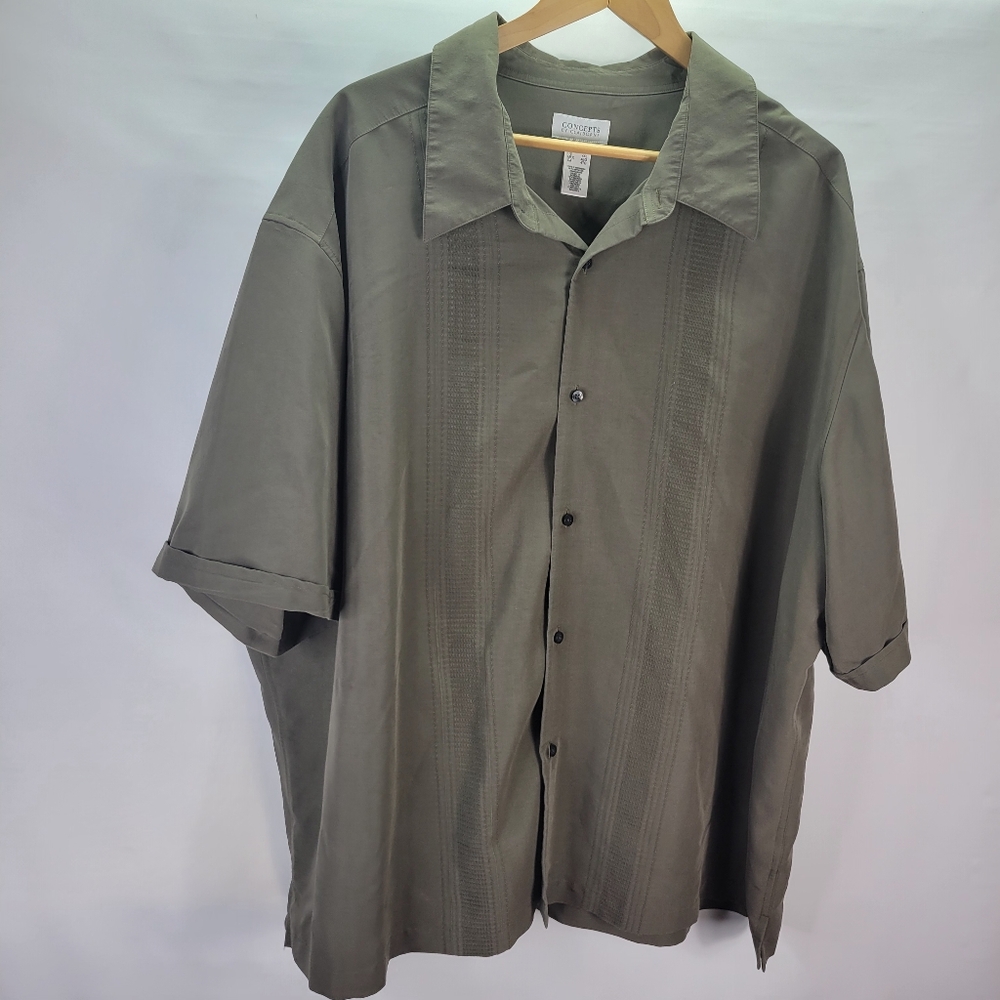 Mens Concepts by Claiborne Sage Green Button Front Shirt Size 4XL
